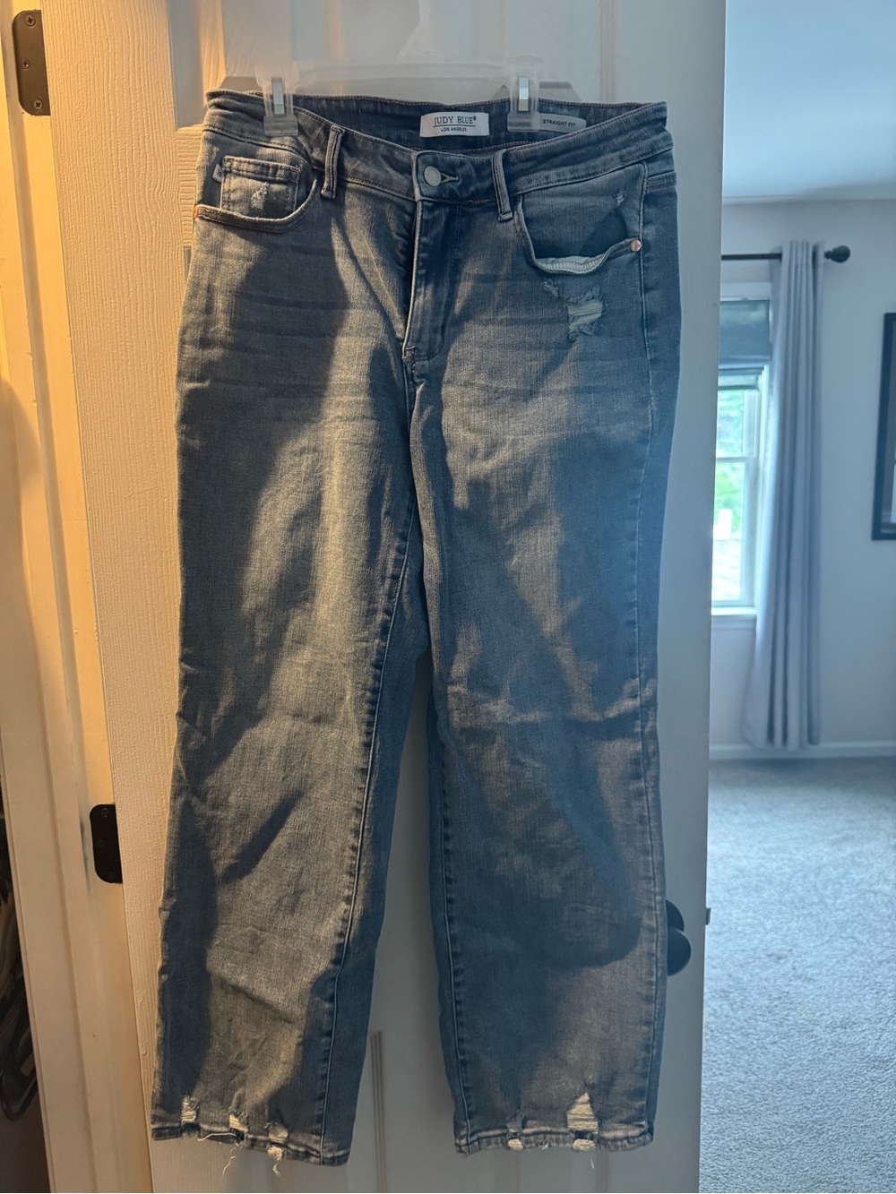 Judy Blue Women's straight leg Jeans in Faded Blue
